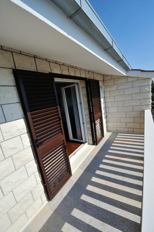 Apartments Villa White House Omiš Quarto foto