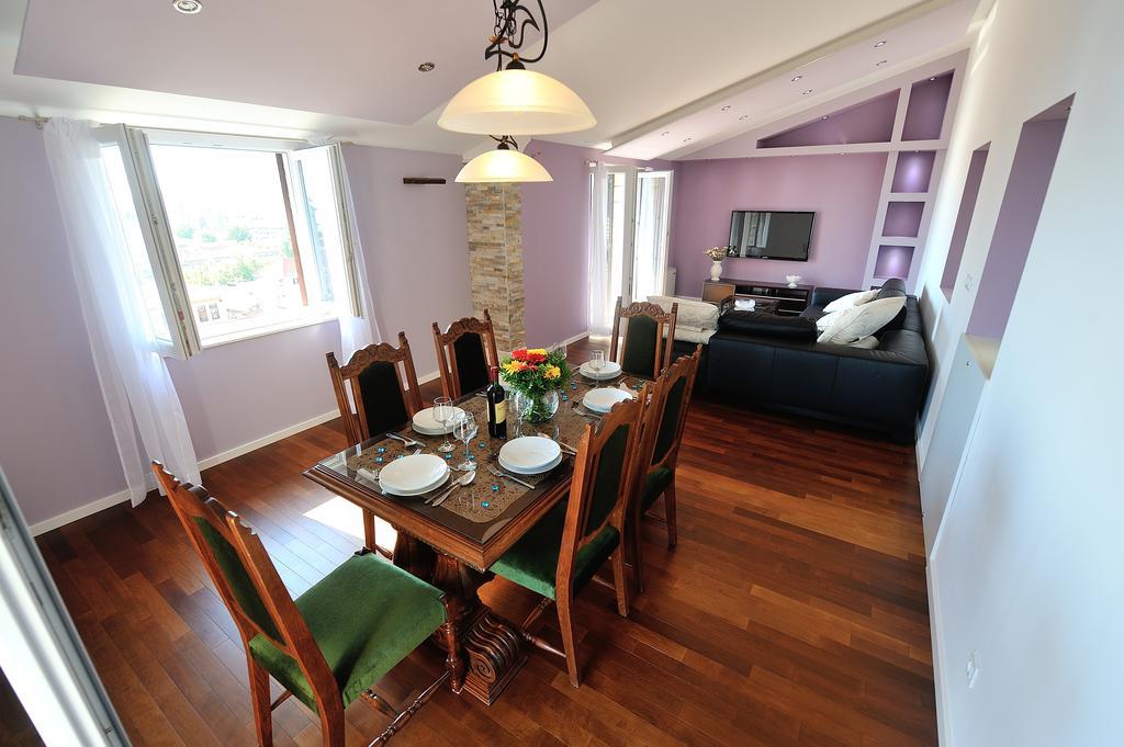 Apartments Villa White House Omiš Quarto foto